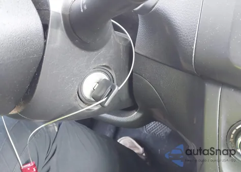 2018 Nissan Sentra S z USA, uszkodzony, nr VIN 3N1AB7AP2JY266858